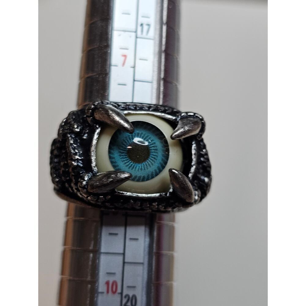 Dragon Eyeball Blue‎ Sz 8.5. Snake image inside. Satin. Costume jewelry. Harley.